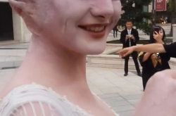 外星人小姐姐,探寻地球与未知世界的奇妙邂逅